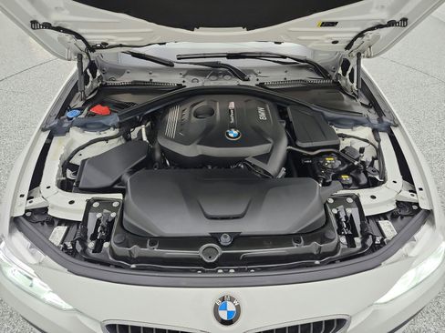 Used 2018 BMW 330i Sedan image 16