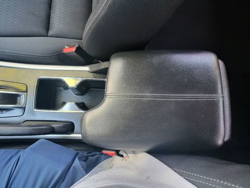 Used 2015 Honda Accord Sport image 24