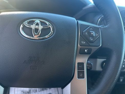 Used 2020 Toyota Tacoma SR5 image 20