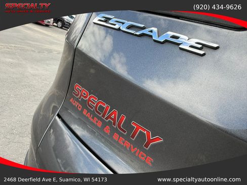 Used 2017 Ford Escape SE AWD/4WD image 13