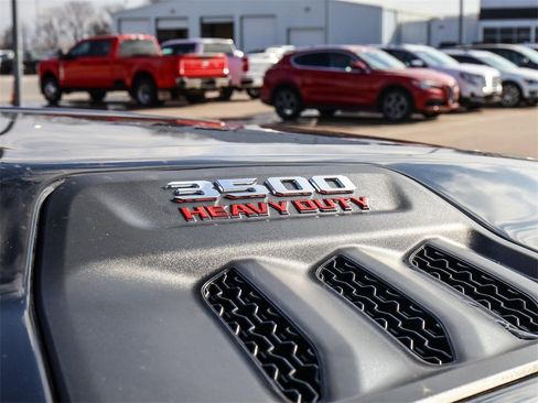 Used 2024 RAM 3500 Laramie w/ Sport Appearance Package image 18