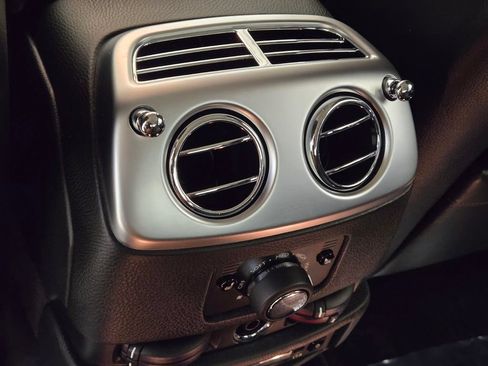 Certified 2012 Rolls-Royce Ghost RWD image 21