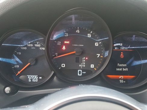 Used 2021 Porsche Macan image 22