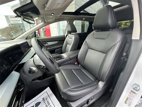 Certified 2025 Nissan Murano SL image 15