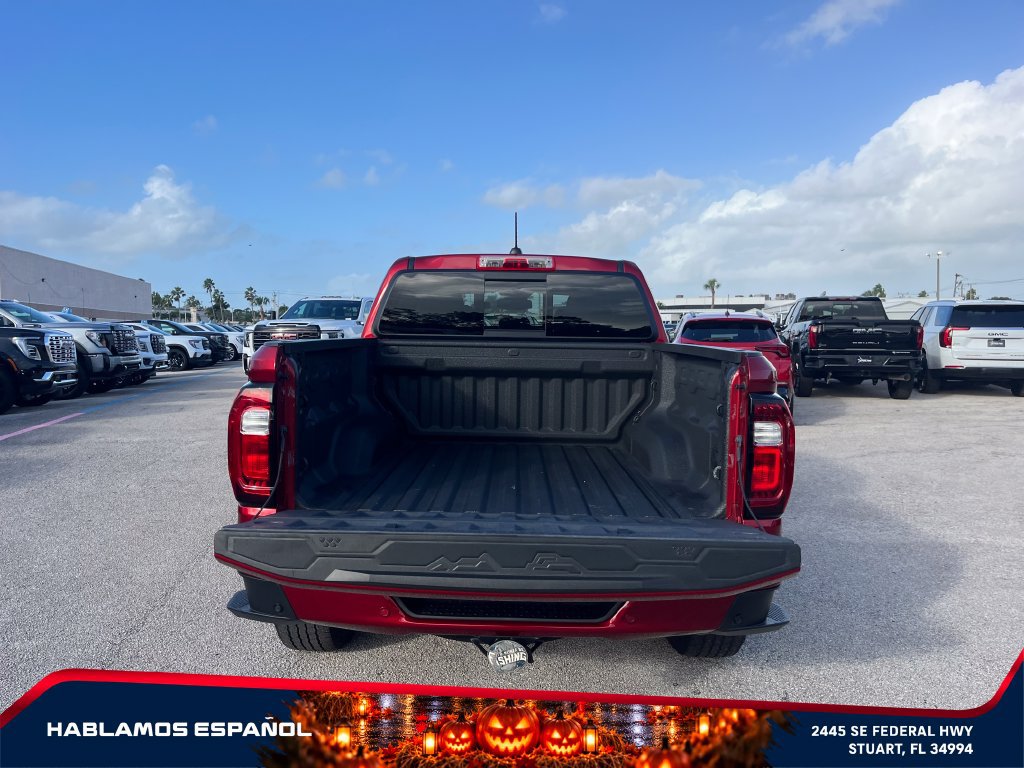 Used 2024 GMC Canyon Elevation w/ Elevation Premium Package AWD/4WD image 16