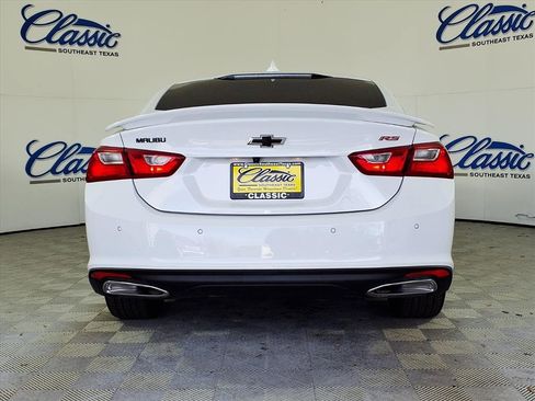 Used 2025 Chevrolet Malibu RS image 4