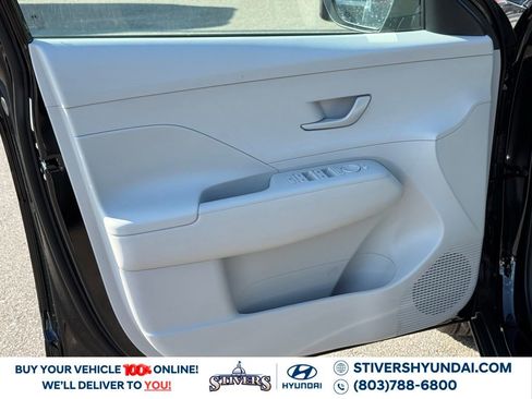 New 2026 Hyundai Kona SE image 20