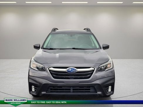 Used 2022 Subaru Outback Premium image 9