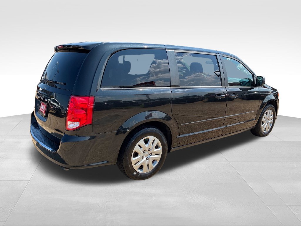 Used 2017 Dodge Grand Caravan SE w/ Power Window Group FWD image 5