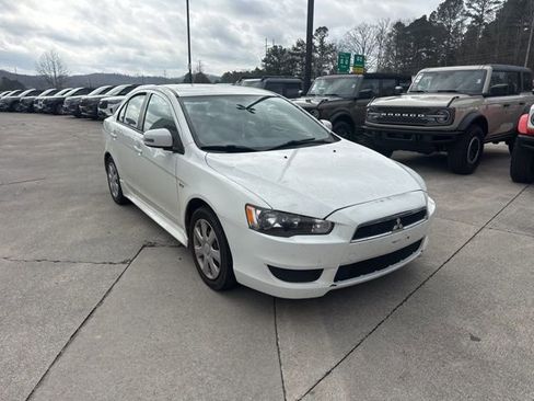 Used 2015 Mitsubishi Lancer ES image 5