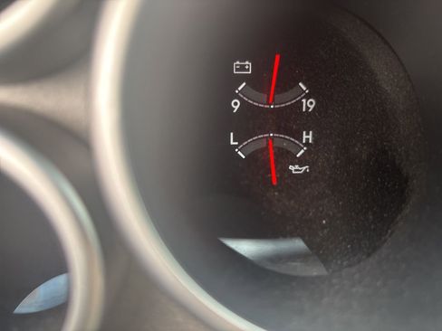 Used 2013 Toyota Tundra Platinum image 8