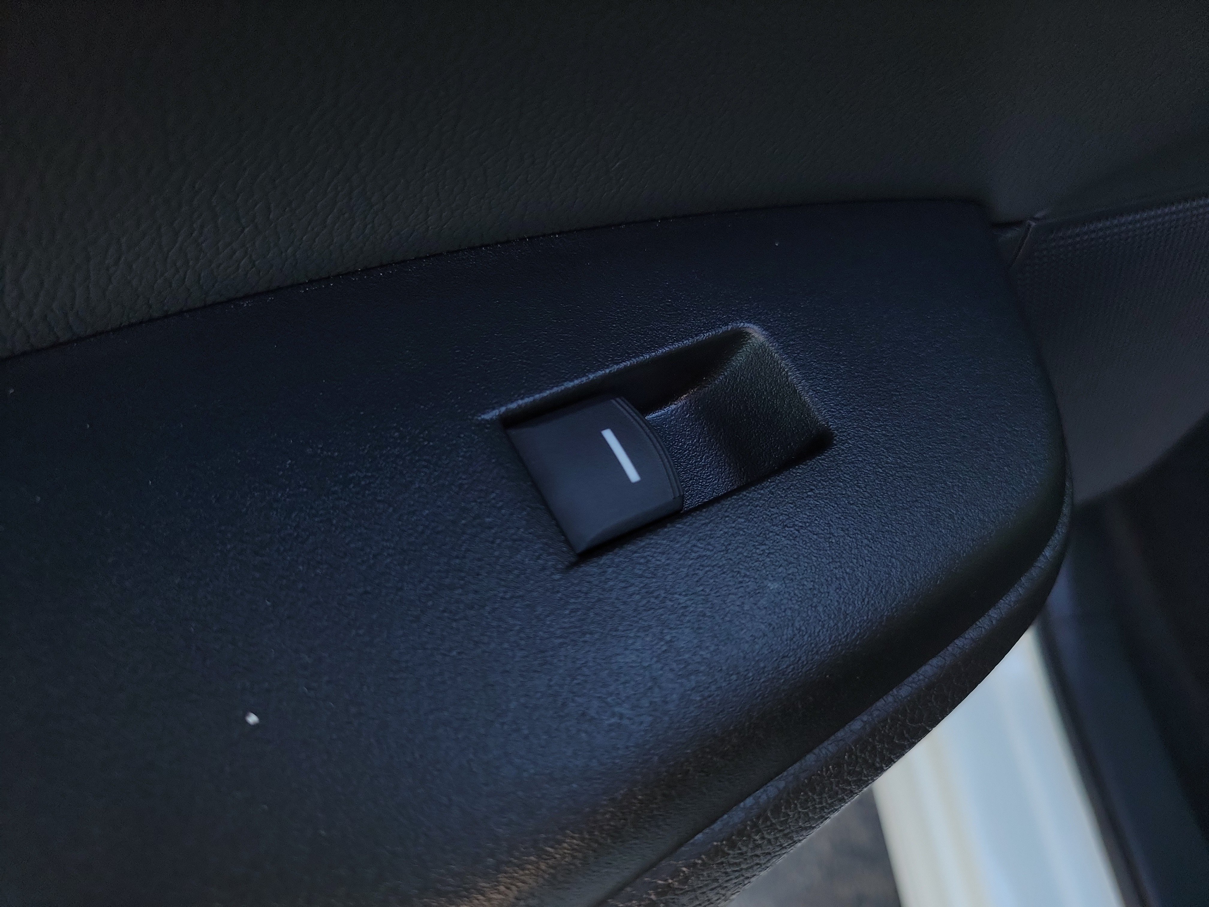 Used 2020 Honda CR-V Touring image 15