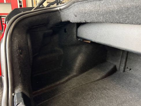 Used 2013 BMW 135i Convertible image 42