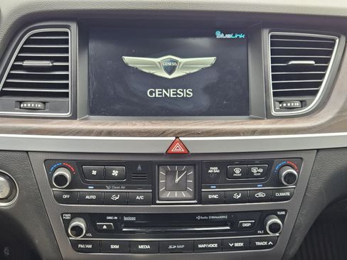 Used 2015 Hyundai Genesis 3.8 w/ Option Group 04 RWD image 15