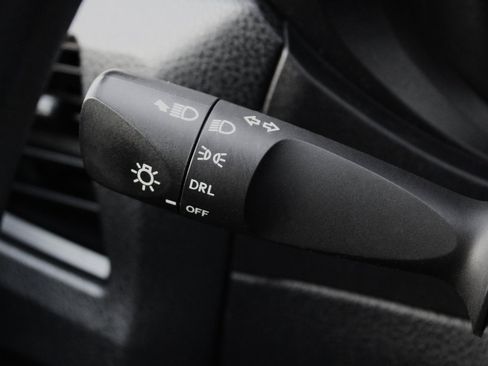 Used 2014 Toyota Corolla L image 32