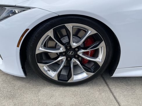 Used 2018 Lexus LC 500 Coupe w/ Sport Package RWD image 9
