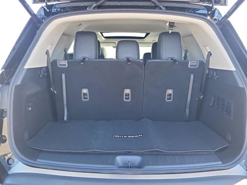 New 2026 Nissan Pathfinder SL image 24