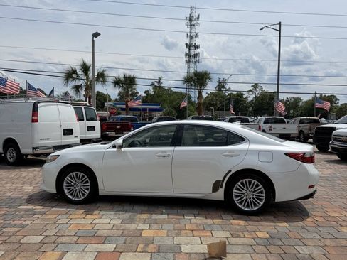 Used 2013 Lexus ES 350 w/ Luxury Pkg FWD image 10