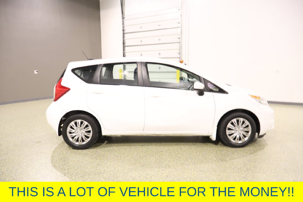 Used 2016 Nissan Versa Note SV FWD image 11