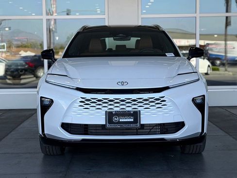 New 2026 Toyota Crown Signia AWD/4WD image 4