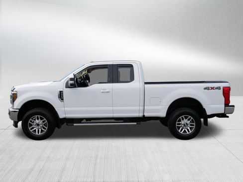 Used 2019 Ford F350 Lariat w/ Lariat Value Package image 4