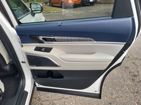 Used 2025 Kia Telluride EX image 33