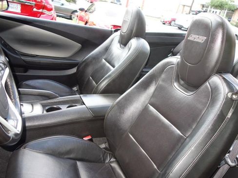 Used 2015 Chevrolet Camaro SS w/ RS Package image 16