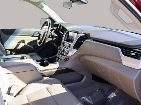 Used 2019 GMC Yukon XL SLT w/ Open Road Package image 40