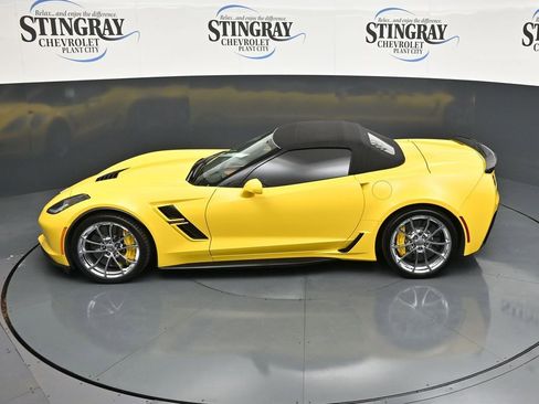 Used 2019 Chevrolet Corvette Grand Sport RWD image 12