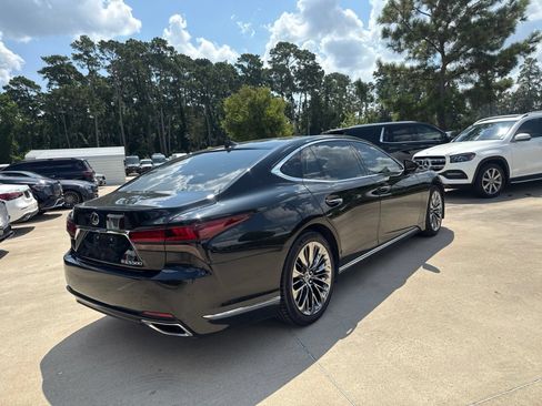 Used 2022 Lexus LS 500 w/ Interior Upgrade Package RWD image 4