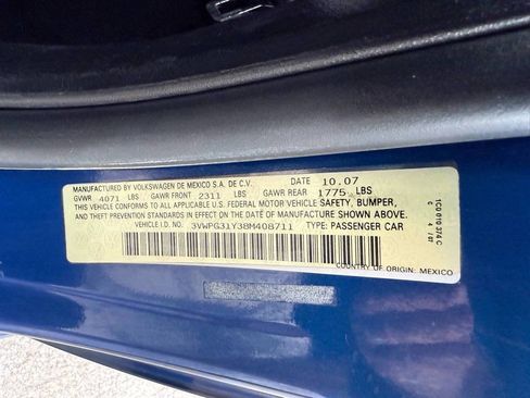 Used 2008 Volkswagen Beetle S image 31