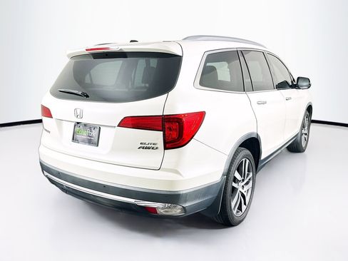 Used 2017 Honda Pilot Elite image 9