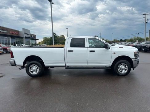 New 2026 RAM 2500 Tradesman AWD/4WD image 2