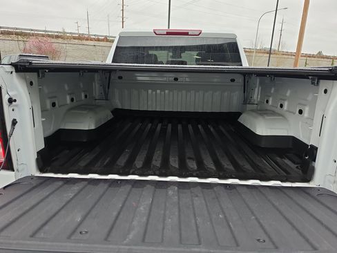 Used 2026 GMC Sierra 1500 Elevation image 7