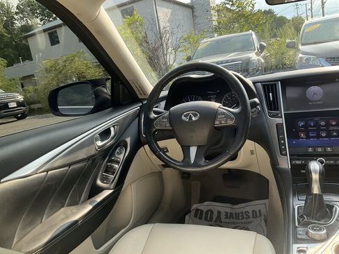 Used 2015 INFINITI Q50 AWD w/ Moonroof Package image 14