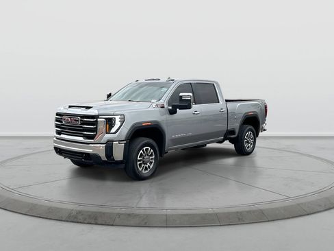 Used 2025 GMC Sierra 2500 SLT AWD/4WD image 4