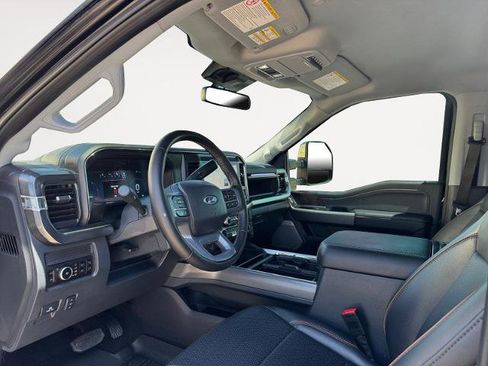 Certified 2025 Ford F250 Lariat w/ Chrome Package AWD/4WD image 9