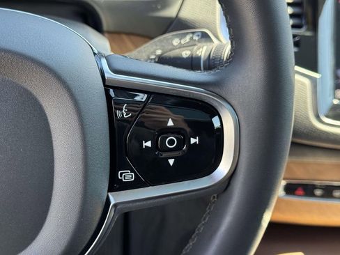 Used 2024 Volvo XC90 B5 Plus w/ Protection Package image 20