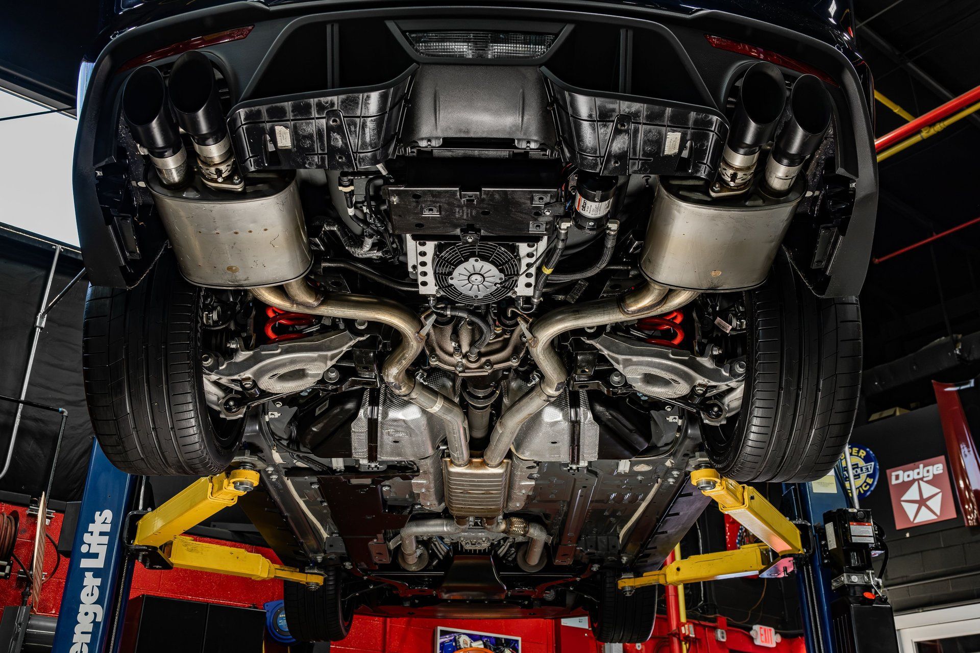 Used 2021 Ford Mustang GT Premium w/ GT Performance Package RWD image 4