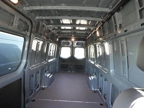 New 2026 Mercedes-Benz Sprinter 2500 image 9