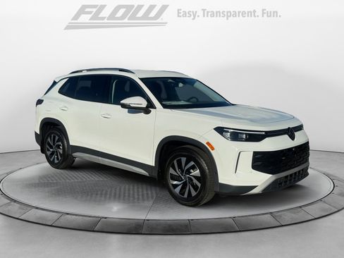 New 2026 Volkswagen Tiguan S image 1