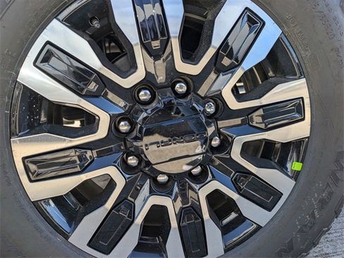 New 2026 GMC Sierra 2500 Denali Ultimate image 7