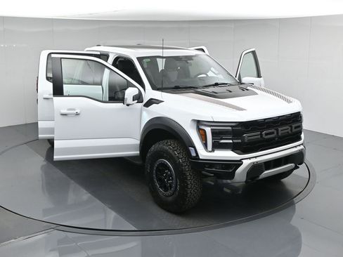 Used 2025 Ford F150 Raptor AWD/4WD image 43