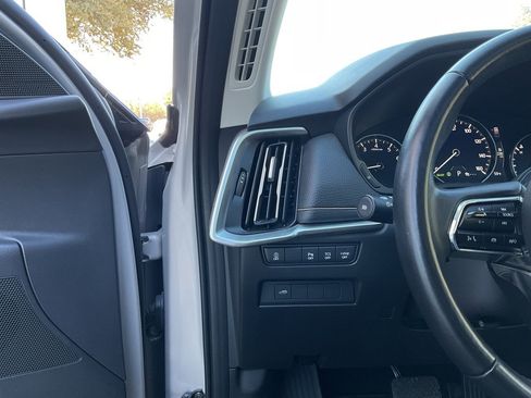 Used 2025 MAZDA CX-90 3.3 Turbo w/ Preferred Package image 37