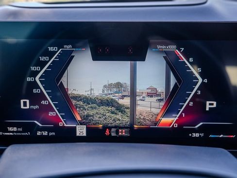 Used 2024 BMW X7 M60i w/ Executive Package image 9