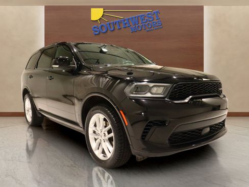 Used 2024 Dodge Durango GT image 5