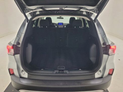 Used 2021 Ford Escape SE w/ Convenience Package FWD image 29