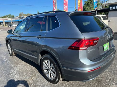 Used 2018 Volkswagen Tiguan SE w/ 3rd Row Seat Package image 7