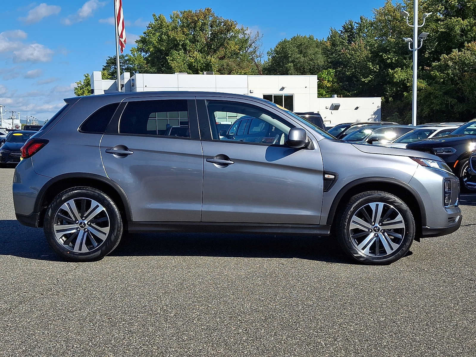 Used 2024 Mitsubishi Outlander Sport ES AWD/4WD image 7
