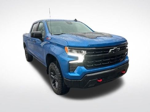 Used 2023 Chevrolet Silverado 1500 LT Trail Boss image 4
